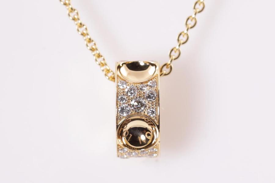 Louis Vuitton Empreinte Diamond Pendant