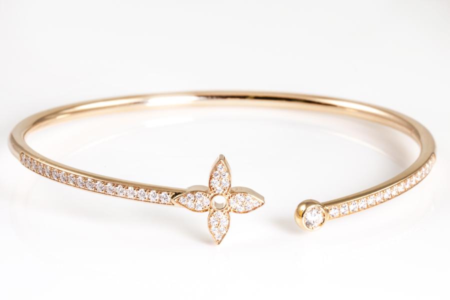 Louis Vuitton Star Blossom Double Pendant Necklace 18k Rose Gold And  Diamonds Auction