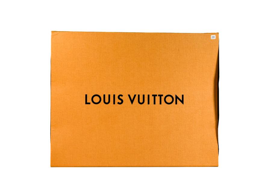 At Auction: Louis Vuitton, LOUIS VUITTON BLACK LEATHER MINI PAPILLON W/CERT