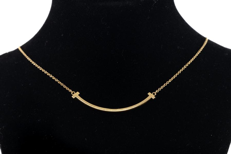 Tiffany & Co. Tiffany T Smile 18ct Yellow-gold And Diamond Necklace in  White