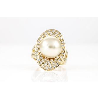 12mm South Sea Pearl and Diamond Ring
