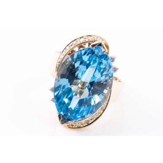 19.51ct Blue Topaz and Diamond Ring
