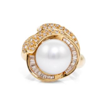 12mm South Sea Pearl & Diamond Ring