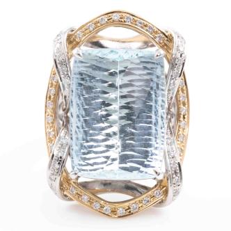 15.73ct Aquamarine and Diamond Ring