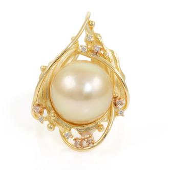 13.7mm South Sea Pearl and Diamond Ring