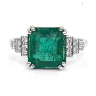 4.85ct Zambian Emerald and Diamond Ring