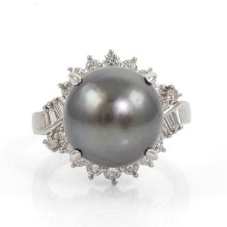 13.1mm Pearl and Diamond Ring